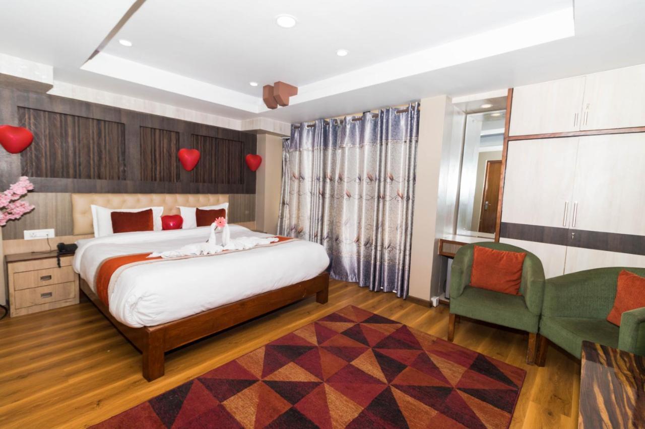 Hotel Marinha Kathmandu Exterior photo