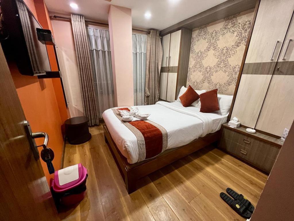 Hotel Marinha Kathmandu Exterior photo